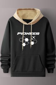 Sudadera casual para hombre con cuello redondo, de invierno, de algodón y spandex, tejida, con diseño de letras en la parte delantera y trasera, personalizable. - Product Image 3