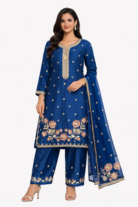 Robe de mariée pakistanaise lourde en soie Lehenga Choli longue avec broderie perlée, robe de mariage traditionnelle 2026 - Product Image 3
