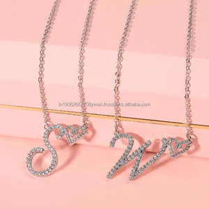 จี้ตัวอักษรเริ่มต้นเป็นน้ำแข็งที่กำหนดเองใน925เงินสเตอร์ลิงกับ VVS Moissanite เพชรเครื่องประดับฮิปฮอปสุดหรู - Product Image 1