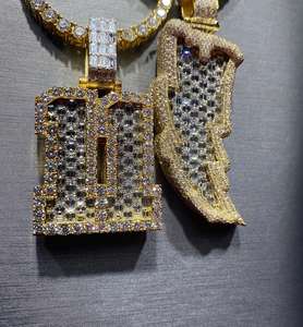 Collier pendentif lettre serti de moissanite taille ronde et taille émeraude en argent 925 plaqué or, pendentifs personnalisés de luxe style hip-hop - Product Image 5