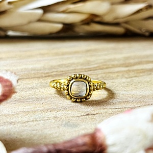 Anillo Boho de Piedra Lunar de Venta Caliente, Banda Étnica de Latón para Mujer, Chapado en Oro de 18k, Estilo Tribal Antiguo, Delicado con Cuentas, Solitario, Venta al por Mayor/OEM/ODM - Product Image 1