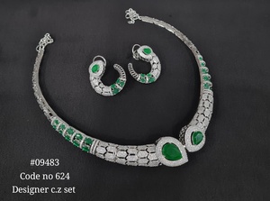 Collier et boucles d'oreilles en zircon cubique de créateur 09483, laiton plaqué rhodium, émail, bijoux classiques pour femme, cadeau pour mariage ou soirée - Product Image 6