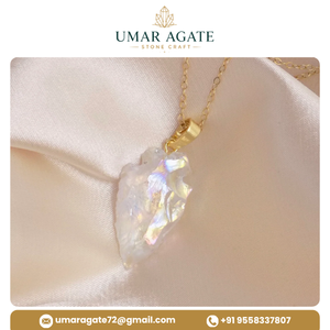 Pendentif en forme de pointe de flèche en quartz Angel Aura de qualité supérieure, fait main, 1 à 1,5 pouce, bijoux en pierres précieuses, Feng Shui - Product Image 4