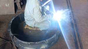 Centre d'usinage CNC 5 axes en gros, pièces personnalisées, fabrication métallique de haute précision - Product Image 2