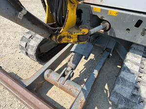 Excavadora de cadenas 50Z3 VDS 2013 disponible para la venta: equipo duradero ideal para movimiento de tierras y compradores internacionales. - Product Image 6