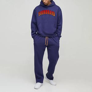 Ensemble survêtement homme coupe ample et décontractée, sweat à capuche court épais 450 g/m² 100 % coton avec logo personnalisé et pantalon de survêtement ample - Product Image 5