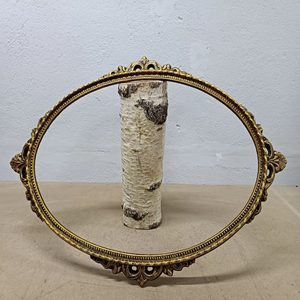 Les cadres de miroirs en matériaux métalliques de haute qualité utilisés dans les miroirs design garantissent la durabilité tout en ajoutant de la beauté. - Product Image 4