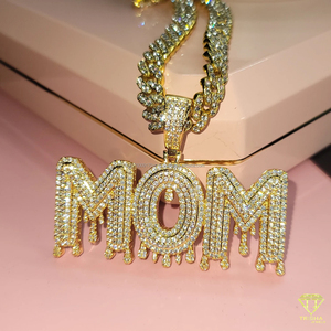 Collier pendentif personnalisé « MOM » serti de diamants de laboratoire, chaîne cubaine en or, bijoux hip-hop, cadeau - Product Image 2