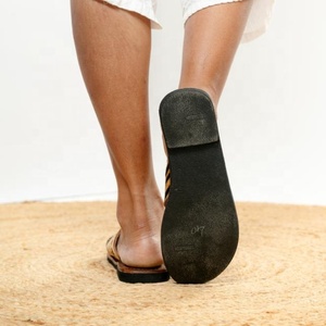 รองเท้าแตะหนังวัวแท้สำหรับผู้หญิงดีไซน์วินเทจคุณภาพสูงสำหรับกลางแจ้ง - Product Image 3