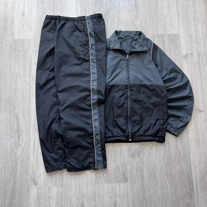 Ensemble veste coupe-vent et pantalon à fermeture éclair intégrale pour hommes et femmes, sur mesure OEM ODM, tenue de jogging, randonnée, camping - Product Image 2