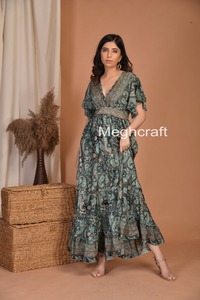 Vestido maxi bohemio de seda para mujer, de manga corta, con estampado floral, cómodo y sin arrugas, para uso casual y de fiesta, a bajo precio. - Product Image 5