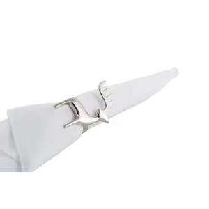 Anneau de serviette en métal haut de gamme pour la décoration de mariage, idéal pour les tables de réception, la mise en scène des dîners et les événements. - Product Image 3