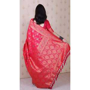 Sari en soie douce tissé Jaal Banarasi rose avec Zari doré et Meenakari Elite Weaves – Vêtement indien/pakistanais - Product Image 4