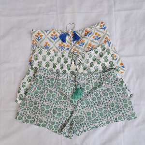 Vêtements pour femmes en tissu imprimé en coton de qualité supérieure, short à cordon de serrage, taille élastique, vêtements de plage décontractés et vêtements de nuit confortables - Product Image 1