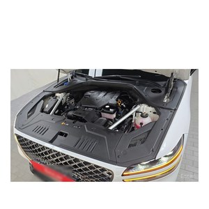 เจเนซิส จีวี70 ปี 2024 เครื่องยนต์เบนซิน 2.5T ขับเคลื่อน 2 ล้อ เกียร์อัตโนมัติ เบาะหนัง กล้องมองหลัง-24,700 กม. พวงมาลัยซ้าย - Product Image 6