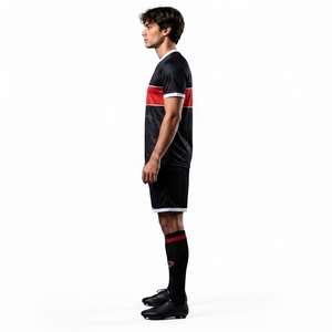 Uniformes de Fútbol de Poliéster de la Mejor Calidad con Diseño Personalizado y Servicio de Impresión de Logotipo OEM para Ropa Deportiva con Nombre y Estilo para Adultos - Product Image 2