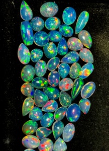 Lot de cabochons d'opale d'Éthiopie naturelle, petite taille, 0,50 à 1 carat, opale de feu authentique, pierre pour la création de bijoux - Product Image 2