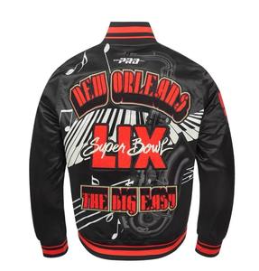 Veste en satin personnalisée en gros avec fond sublimé, lettrage brodé et écussons – Veste universitaire style Chicago Streetwear - Product Image 5