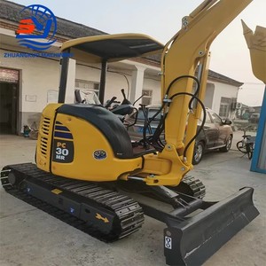 Mini-excavatrice sur chenilles Komatsu PC30MR, poids opérationnel de 3 tonnes, capacité de la benne de 0,12 m³, conception micro à rotation zéro. - Product Image 1