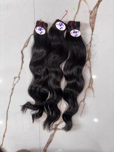 Extensions de cheveux humains indiens Remy, ondulés, 18-20 pouces, trame simple, tissage à la machine - Product Image 1