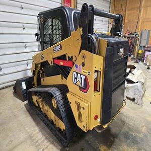 Chargeuse compacte sur chenilles CAT 259D3 avec godet frontal compact, moteur et boîte de vitesses pour travaux de construction - Product Image 4