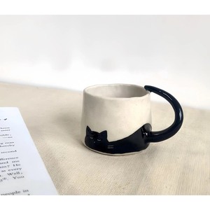 แก้วเซรามิกทำมือลายแมวดำ ดีไซน์น่ารัก ผิวด้าน สำหรับใช้ในบ้าน - Product Image 4