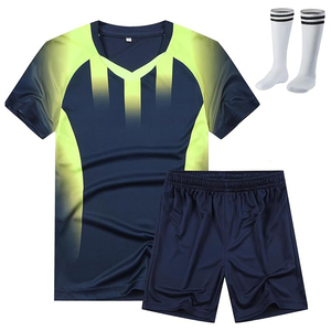 Conjunto de Camiseta de Fútbol Personalizada Verde y Negra con Cuello Mao, Manga Corta, Impresión por Transferencia de Calor, Malla Transpirable de Poliéster para Adultos - Product Image 3
