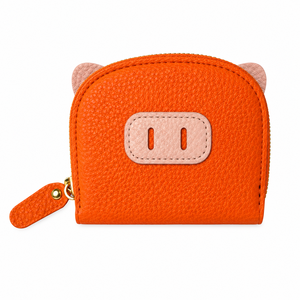 Esthétique cochon adorable : un design animalier créatif et accrocheur qui ajoute une touche de personnalité unique à n'importe quelle collection d'accessoires. - Product Image 1