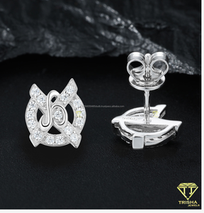 Boucles d'oreilles clous en argent 925 avec diamant Moissanite, initiales scintillantes dorées, bijoux tendance pour femme, vente en gros - Product Image 4