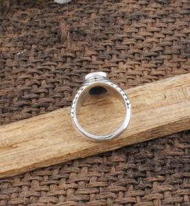 Bague en argent sterling 925 avec améthyste naturelle sertie clos, pierre de naissance de février, gemme violet foncé, bijoux fins classiques pour mariage - Product Image 6