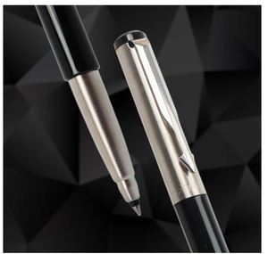ชุดของขวัญ Parker (ปากกาโรลเลอร์บอล Parker Vector Metallix พร้อมสมุดโน้ต Parker ลาย Houndstooth) 1 ด้าม 1 เล่ม - Product Image 2