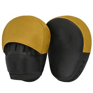Nouveaux Protège-poignets de Boxe Professionnels Winning 2026 – Couleurs Personnalisables – Cibles de Frappe Winning Personnalisées - Product Image 1