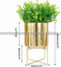 Jardinière en métal finition martelée en laiton antique avec un design classique pour un intérieur de maison élégant forme et taille personnalisées à bas prix - Product Image 4