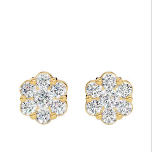 Élégantes boucles d'oreilles clous en or 10 carats avec grappe de diamants de laboratoire taille ronde, offrant une étincelle radieuse et un style intemporel et sophistiqué. - Product Image 1