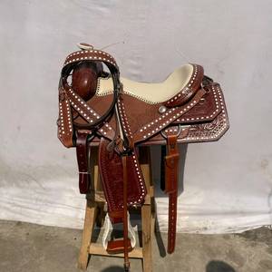 Silla de Montar Western de Cuero Genuino Ligera de Alta Calidad 2026, Hecha a Mano, Cómoda para Carreras de Barriles y Rodeo - Product Image 1