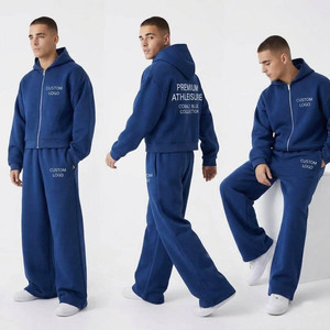 Ensemble de survêtement unisexe athleisure en molleton premium avec logo personnalisé, comprenant un sweat à capuche oversize vert olive et un pantalon de jogging ample et décontracté - Product Image 5