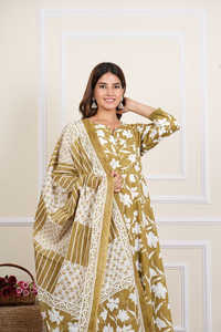 Ensemble Anarkali en coton à imprimé floral et broderies miroir, col en V, manches trois-quarts, longueur cheville, avec pantalon et dupatta, séchage rapide, idéal pour l'été et la protection solaire - Product Image 6