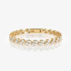 Bracelet de luxe Arin pour femme, style vintage, plaqué or, entièrement serti de diamants, avec breloque florale en forme de bouclier à taille marquise, sertissage clos, plaqué rhodium - Product Image 2
