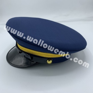 Casquette de pilote d'avion personnalisée haut de gamme pour services aériens à Dubaï – Offre Spéciale - Product Image 2