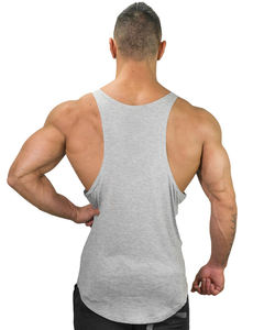 Camiseta sin mangas de punto negra para hombre, cuello redondo, color liso, ajuste casual, ropa deportiva, logotipo personalizado, algodón, para gimnasio y fitness. - Product Image 6