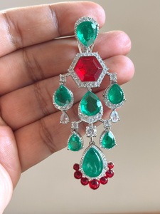 Pendientes Largos de Plata con Zirconia y Aspecto de Piedra para Mujer, Ideales para Vestidos de Noche y Fiestas - Product Image 3