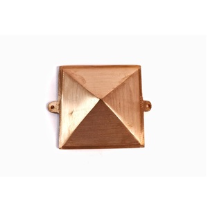 Pirámide de Latón para el Crecimiento Espiritual, Meditación, Sanación, Terapia, Ambiente Positivo y Mejora del Bienestar - Product Image 1