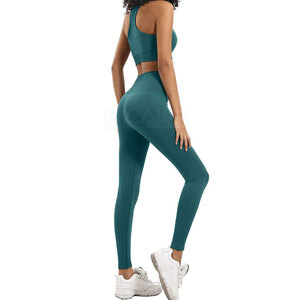 Conjunto deportivo ligero y suave con leggings de cintura alta y sujetador deportivo para ejercicio, entrenamiento y práctica deportiva. - Product Image 3