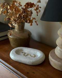 Plateau de service ovale en marbre beige, fait main, moderne, résistant au feu, décoratif pour la cuisine, le salon, la villa - Product Image 2