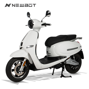 Scooter électrique rétro 2 kW 45 km/h 72 V 26 Ah, cyclomoteur électrique avec pneus de 12 pouces et frein à disque avant, motos électriques - Product Image 1