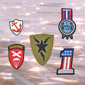 Écusson brodé 3D vintage à coudre pour vestes et chapeaux - Product Image 1