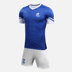 Camiseta y pantalones cortos de fútbol hechos con tela de alto rendimiento diseñada para mejorar el flujo de aire y máxima comodidad del jugador. - Product Image 1