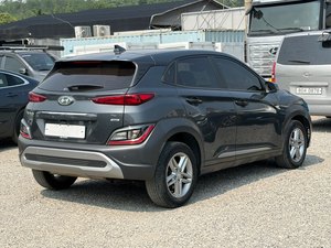 <span class=keywords><strong>Kona</strong></span> 4WD Gris 2022, SUV Usado, Crossover Compacto de 5 Puertas, Vehículo Urbano, Gasolina/Petróleo, Automático, Asientos de Cuero, LED - Product Image 2