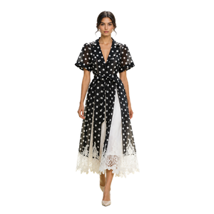 Robe midi élégante en mousseline de soie à pois noirs et blancs avec ourlet en dentelle, ceinture enveloppante, col en V, manches courtes, coupe ample, robe pour femmes été/printemps - Product Image 3