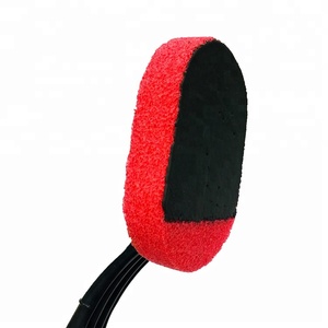 Cepillo Limpiador de Ruedas de Auto con Accesorio de Arcilla para un Lavado Fácil, Equipo Eficaz para el Detallado de Vehículos - Product Image 3